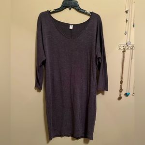 Woman’s Old Navy Long Sleeve Dress
